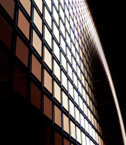 interaktive OLED Wände