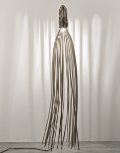Design Stehleuchte Hugo
