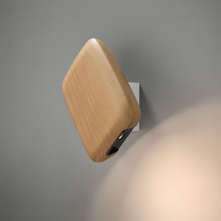 Moderner LED-Wandspot aus Holz für gezielte Akzentbeleuchtung